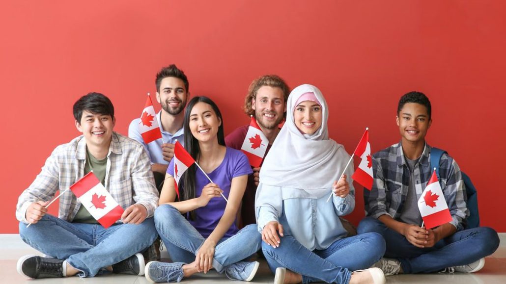 شرایط کاری به طور نیمه وقت برای دانش آموزان بین المللی کانادا