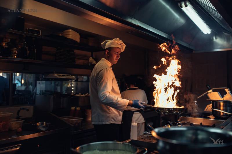 درآمد شغل آشپزی در کانادا